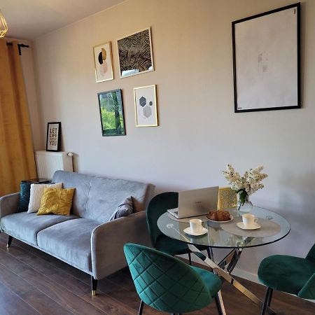 Vizzit Us Premium Apartments Marina Mokotow Varşova Dış mekan fotoğraf